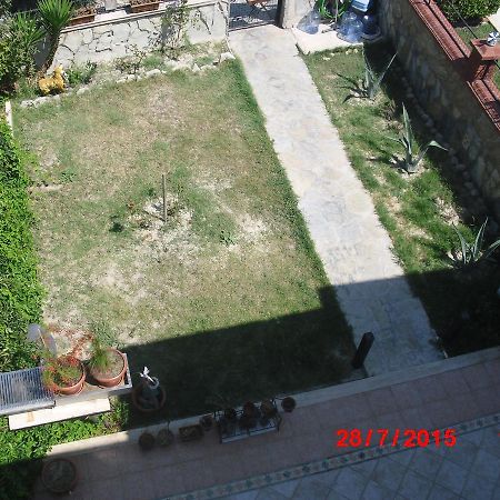 Gaby Apartment Kuşadası Ngoại thất bức ảnh
