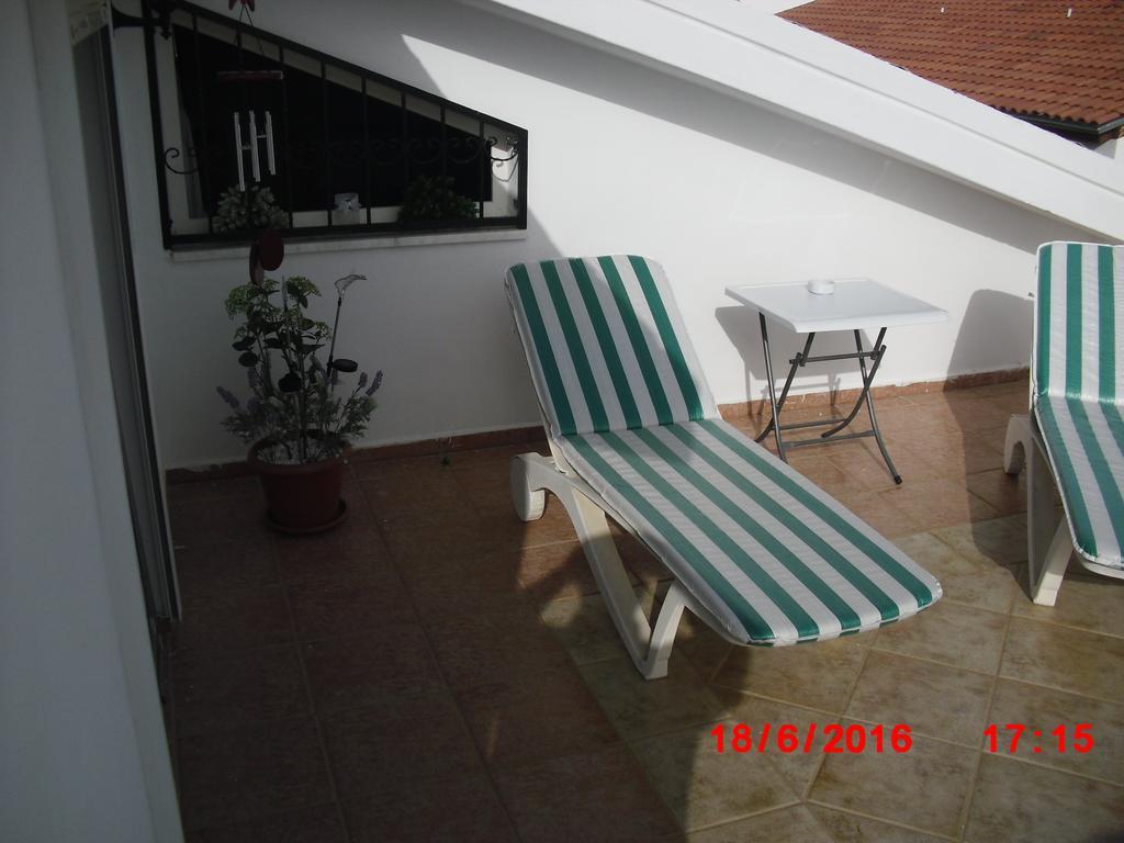 Gaby Apartment Kuşadası Ngoại thất bức ảnh