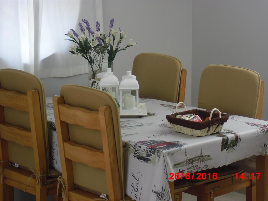 Gaby Apartment Kuşadası Ngoại thất bức ảnh
